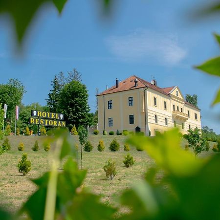 Hotel & Restoran Dvorac Gjalski Забок Экстерьер фото